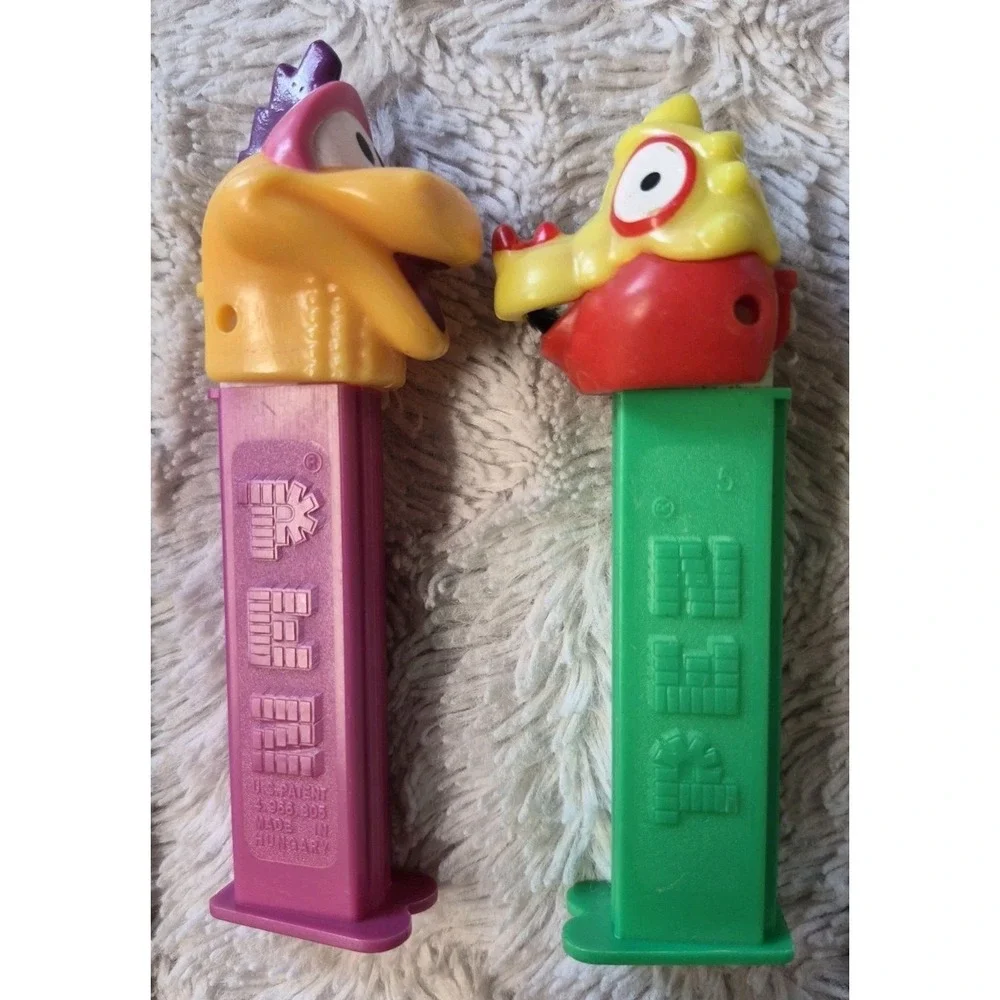 Vintage Lot Of 4 90s PEZ-A-SOARS Dispenser Dinosaurs She-Saur He-Saur Dino